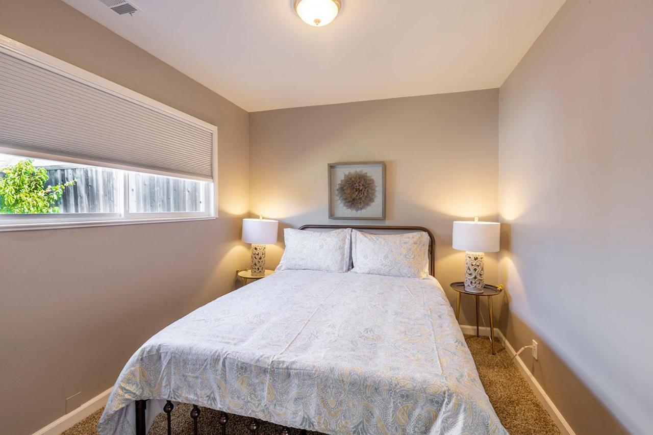@ Marbella Lane Seaside Retreat, Walk To The Beach Half Moon Bay Exterior photo